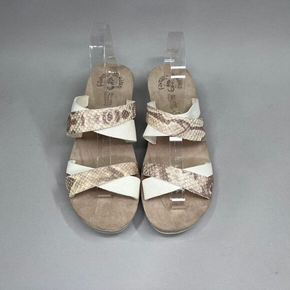 Fantasy Sandals Women's Size 9.5 Aria Criss-Crossed Strapped Wedge Sandals - Picture 3 of 12